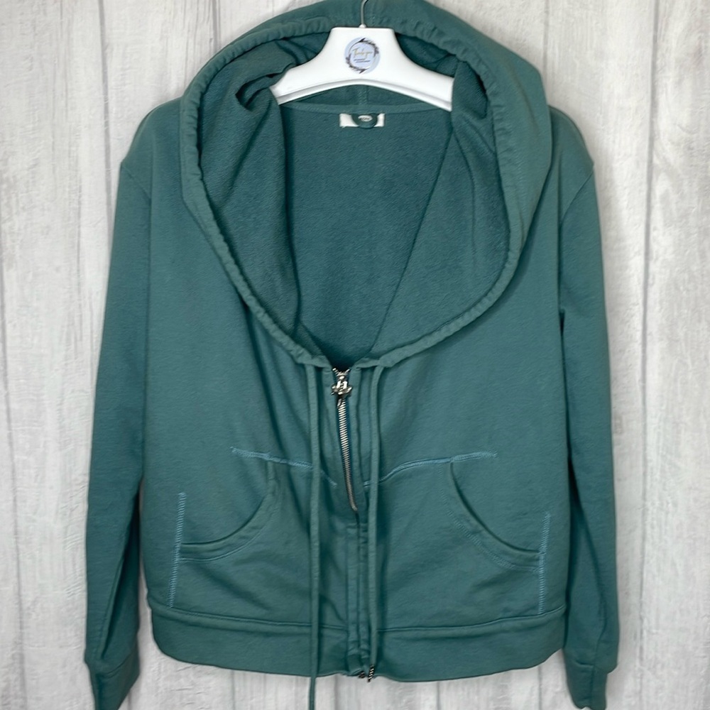 Mikoh Waianae shark tooth sweatshirt.​​